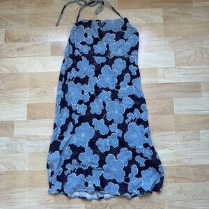 Vintage Roxy sun dress. Size large fits like a medium. No flaws great for summer